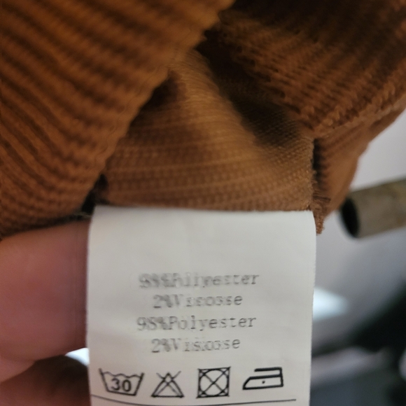 Brown Sleeveless Dress - Picture 3 of 5